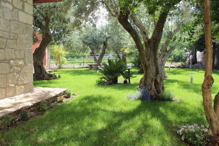 Appartamento Le Tre Palme Frigintini Oda fotoğraf