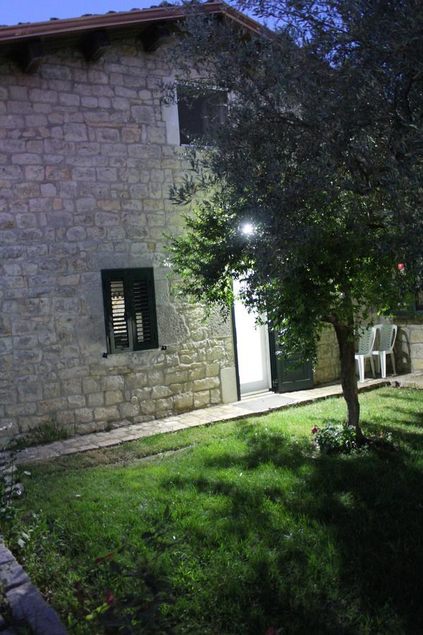 Appartamento Le Tre Palme Frigintini Dış mekan fotoğraf